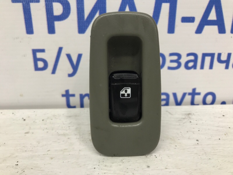 Кнопка стеклоподъемника передняя Chevrolet Lacetti 2004-2013 j200 1.8 бензин F18D3 96417454 Б/У
