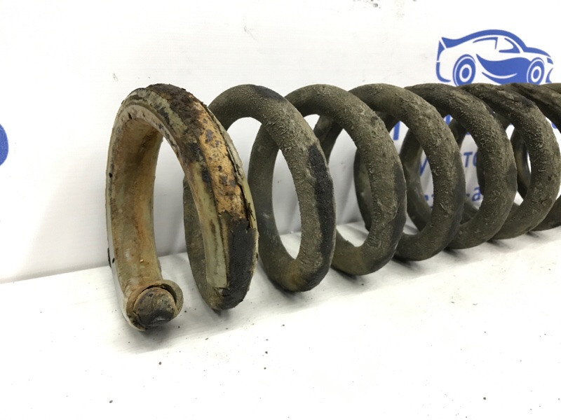 Пружина передняя Nissan Pathfinder R51 2.5 Diesel YD25DDTI