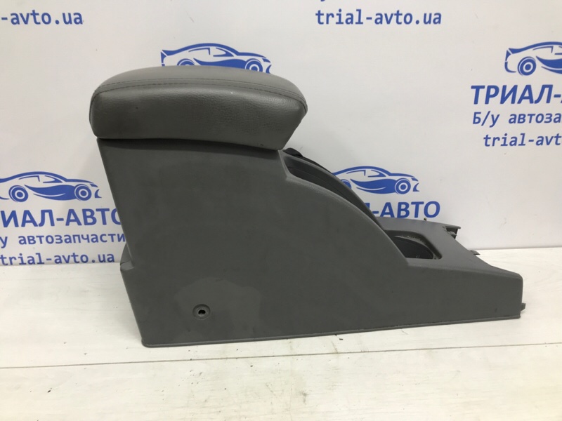 Подлокотник Chevrolet Lacetti 2004-2013 j200 1.8 бензин F18D3 96399824 Б/У