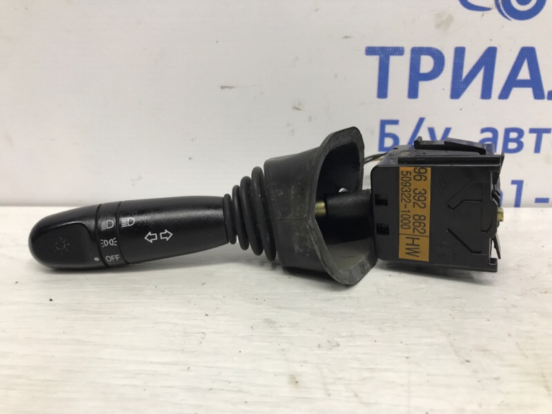 Переключатель подрулевой левый(поворотники) Chevrolet Lacetti 2004-2013 j200 1.8 бензин F18D3 96392862 Б/У