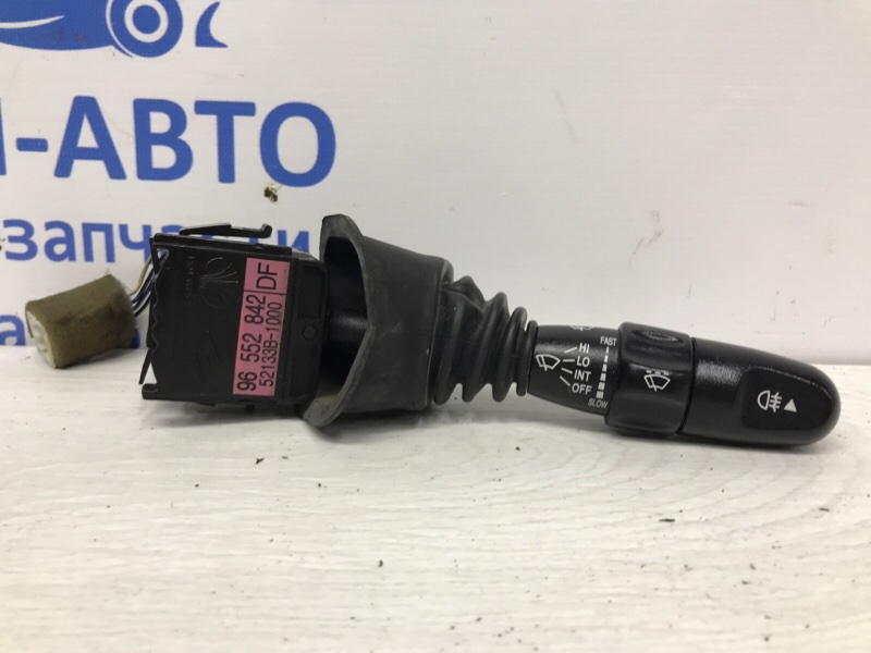 Переключатель подрулевой правый(дворники) Chevrolet Lacetti 2004-2013 j200 1.8 бензин F18D3 96552842 Б/У