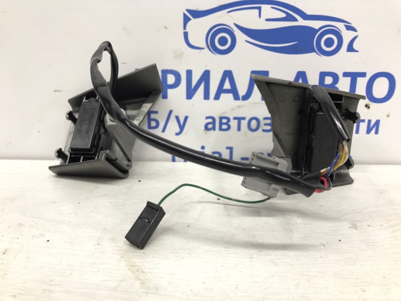 Кнопки руля Pathfinder 2004-2014 R51 2.5 Diesel YD25DDTI