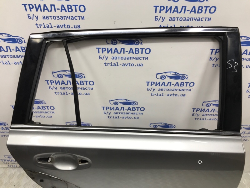 Дверь задняя правая Outback 2009-2014 BR 2.5 бензин Ej253