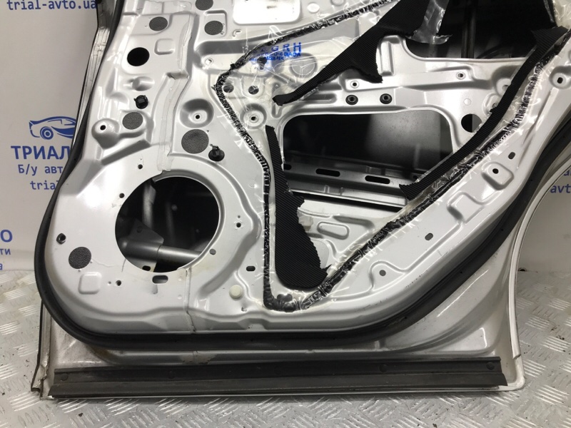 Дверь задняя правая Q50 2013- V37 2.2 diesel OM651