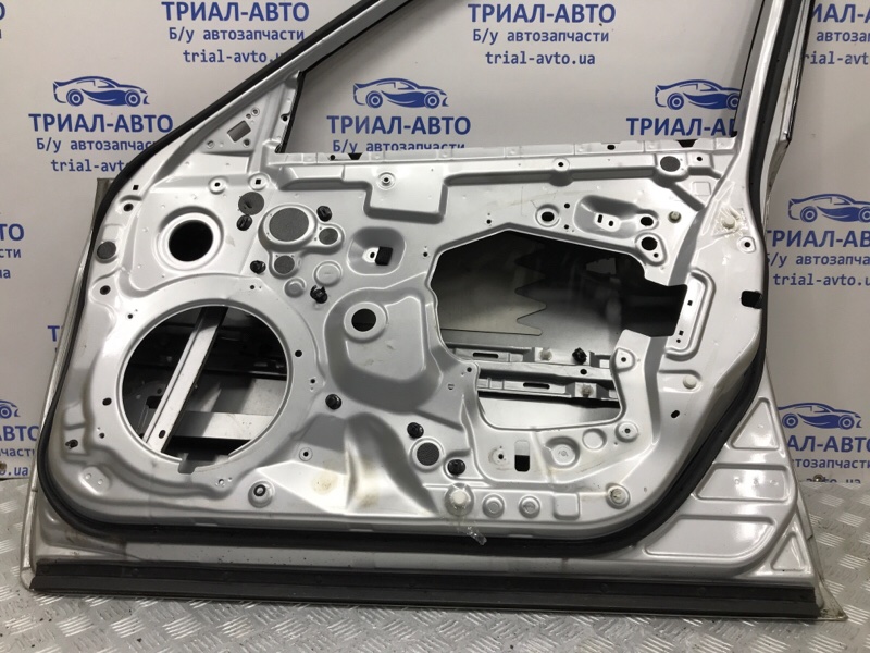 Дверь передняя правая Q50 2013- V37 2.2 diesel OM651