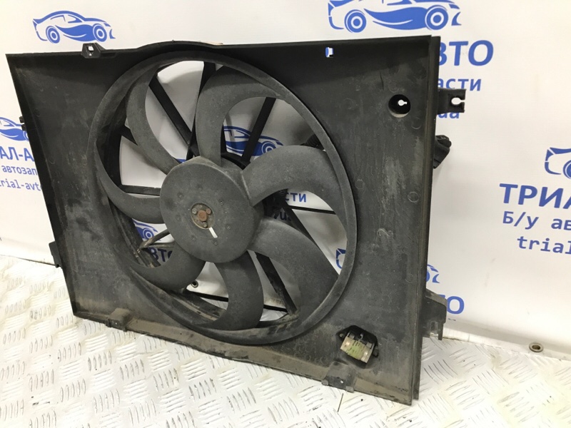 Диффузор с вентилятором радиатора Hyundai Tucson JM 2.0 diesel D4EA Диффузор с вентилятором радиатора Hyundai Tucson JM 2.0 diesel D4EA