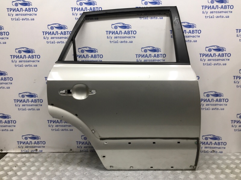 Дверь задняя правая Hyundai Tucson 2004-2009 JM 2.0 diesel D4EA 770042E050 Б/У