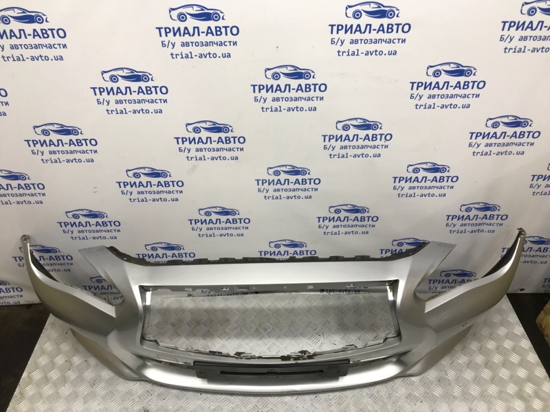 Бампер передний Q50 2013- V37 2.2 diesel OM651