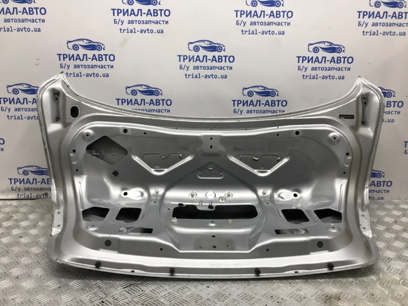 Крышка багажника Q50 2013- V37 2.2 diesel OM651