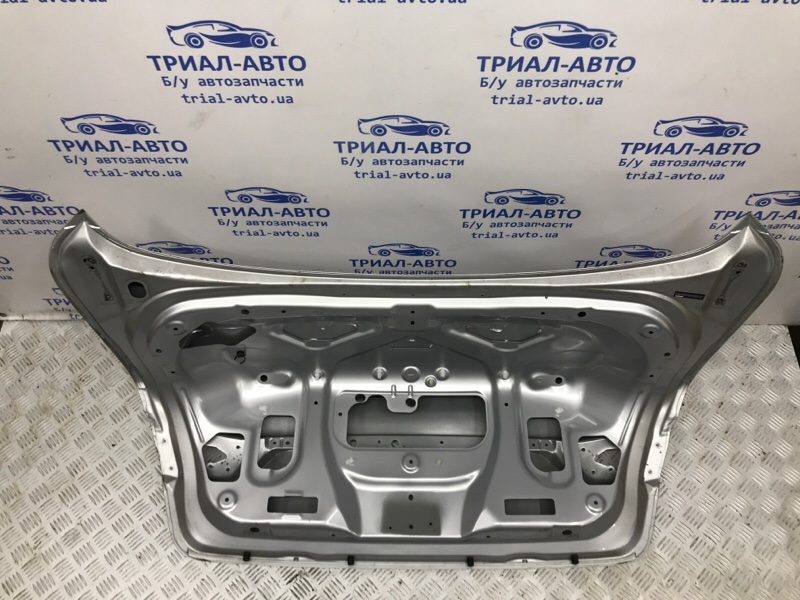 Крышка багажника Q50 2013- V37 2.2 diesel OM651
