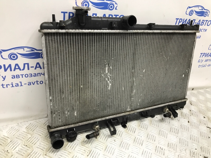 Радиатор основной Subaru Outback BR 2.5 бензин Ej253