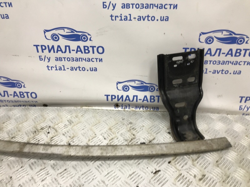 Усилитель бампера передний Infiniti Q50 V37 2.2 diesel OM651