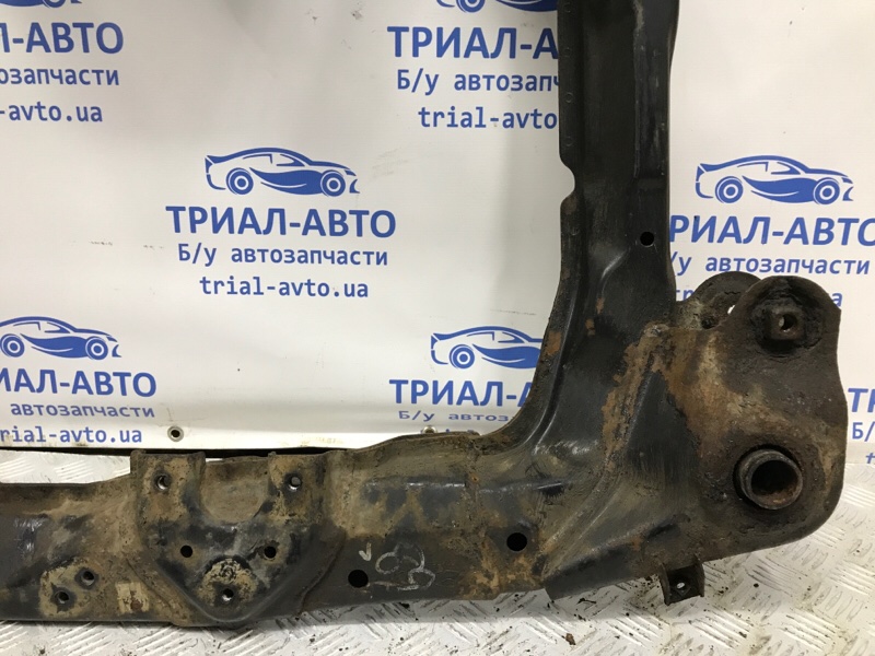 Балка передней подвески АНГЛИЯ Tucson 2004-2009 JM 2.0 diesel D4EA