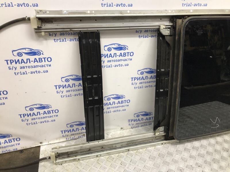Люк в сборе Mitsubishi Pajero Wagon 4 3.2 Дизель 4M41