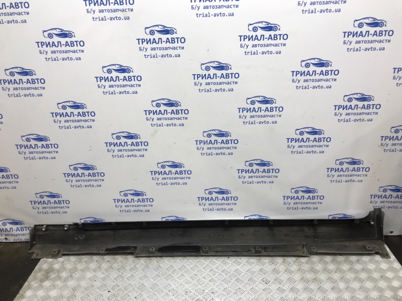 Накладка порога внешняя левая Q50 2013- V37 2.2 diesel OM651
