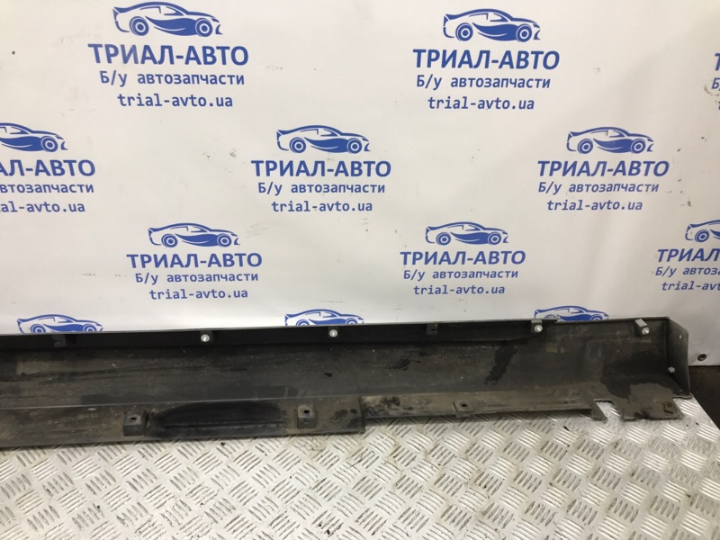 Накладка порога внешняя правая Q50 2013- V37 2.2 diesel OM651