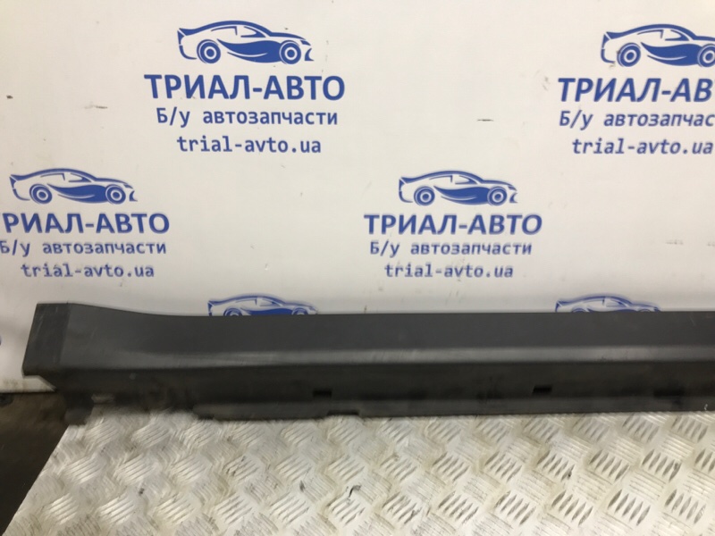 Накладка порога внешняя правая Outback 2009-2014 BR 2.5 бензин Ej253