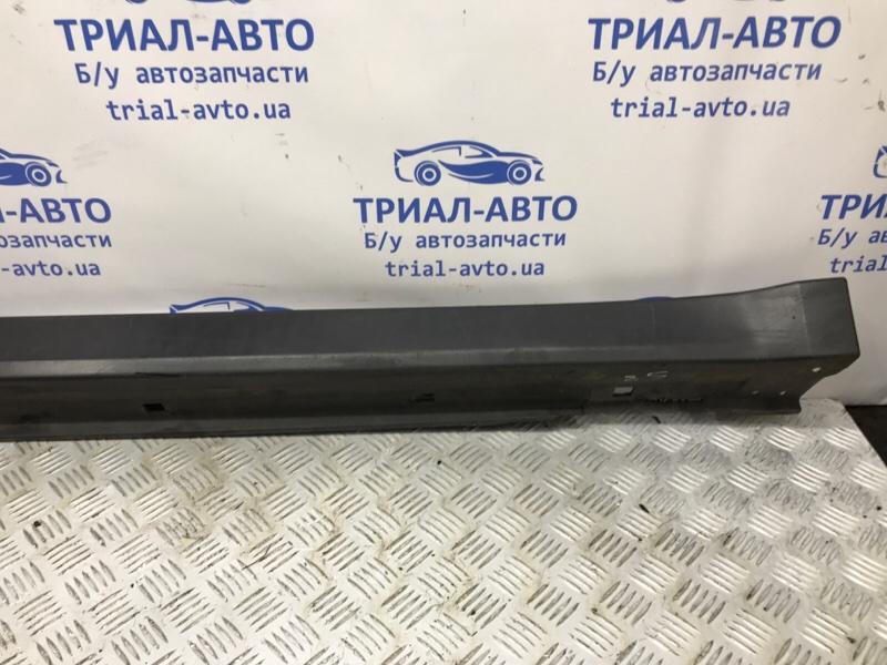 Накладка порога внешняя правая Outback 2009-2014 BR 2.5 бензин Ej253