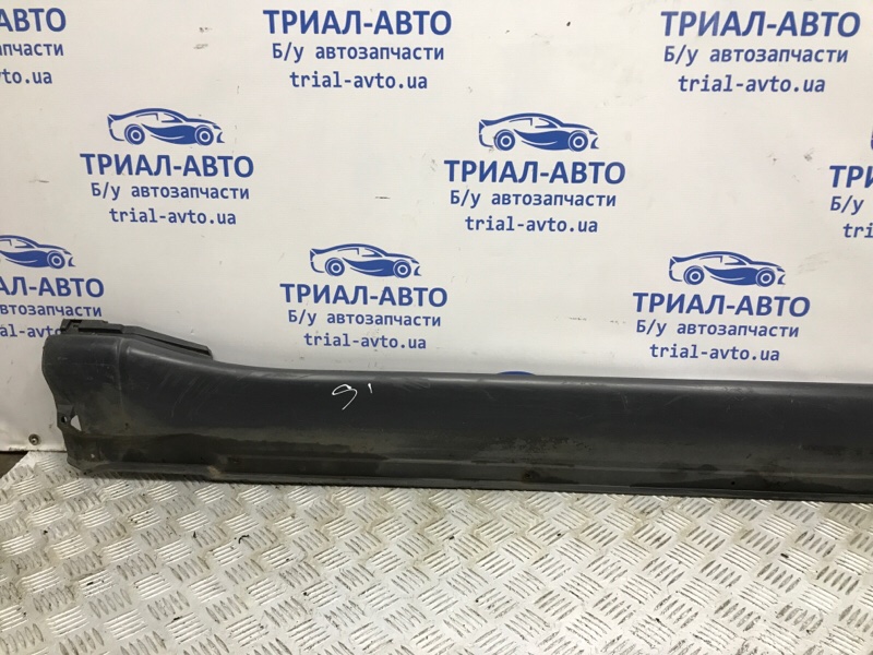 Накладка порога внешняя левая Pajero Wagon 2006-2022 4 3.2 Дизель 4M41