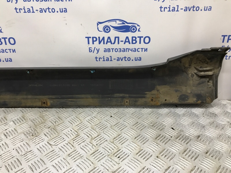 Накладка порога внешняя левая Pajero Wagon 2006-2022 4 3.2 Дизель 4M41