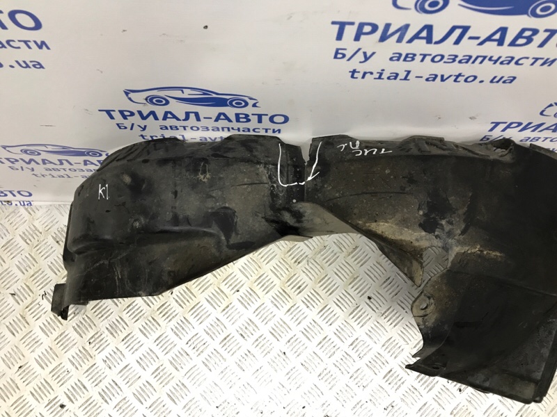 Подкрылок передний левый Hyundai Tucson JM 2.0 diesel D4EA