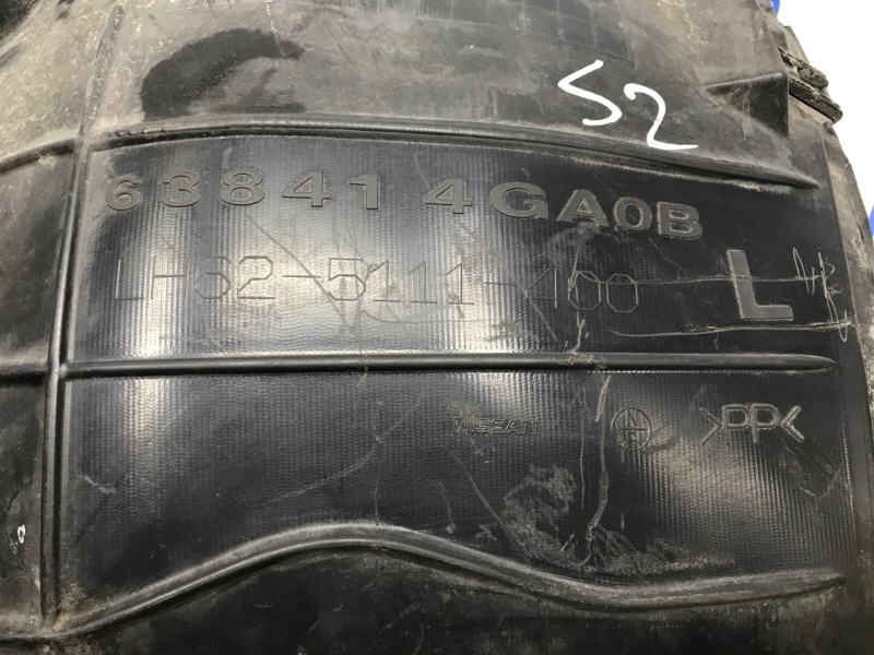 Подкрылок передний левый Q50 2013- V37 2.2 diesel OM651