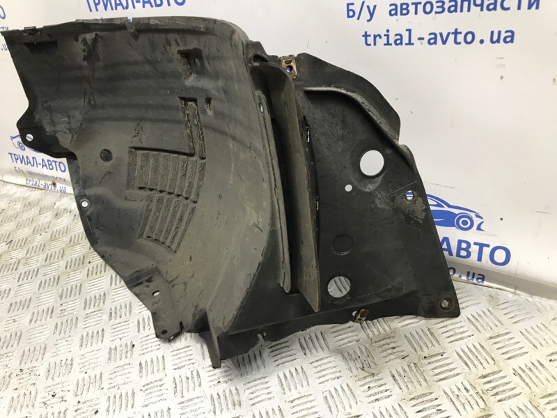 Подкрылок передний правый Q50 2013- V37 2.2 diesel OM651
