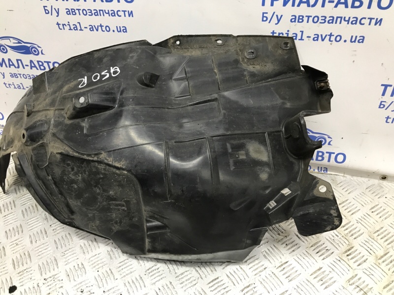 Подкрылок передний правый Infiniti Q50 V37 2.2 diesel OM651