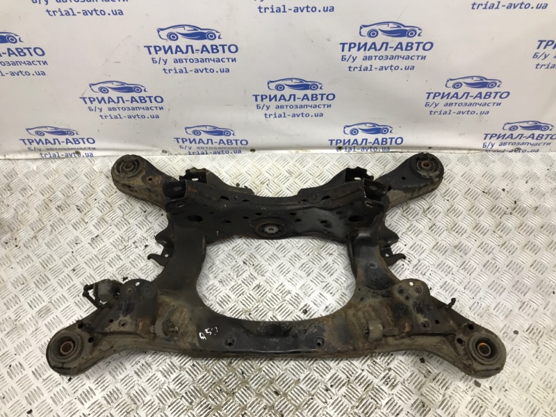 Балка задней подвески Q50 2013- V37 2.2 diesel OM651
