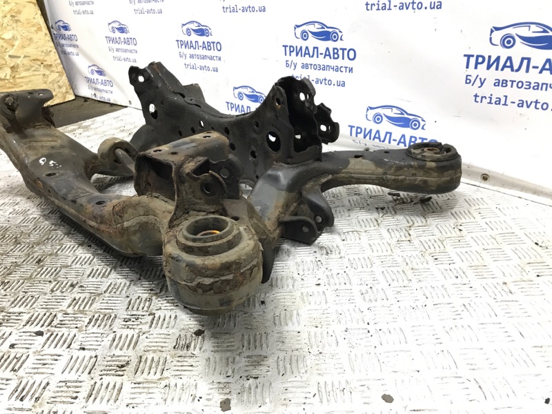 Балка задней подвески Infiniti Q50 V37 2.2 diesel OM651