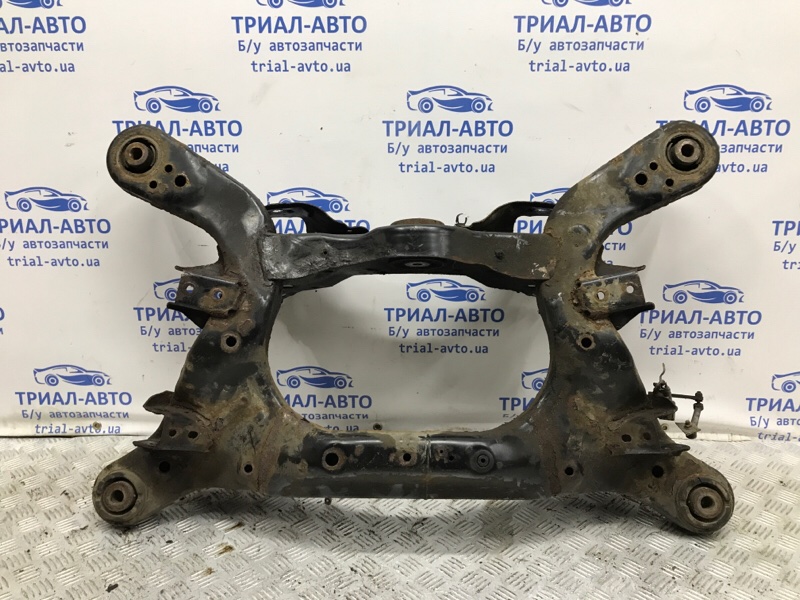 Балка задней подвески Q50 2013- V37 2.2 diesel OM651