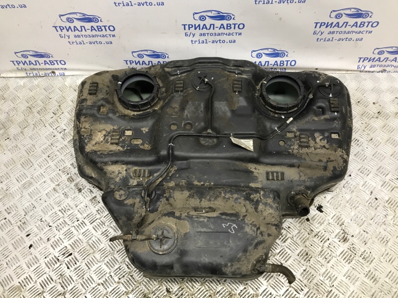 Бак топливный пластик Outback 2009-2014 BR 2.5 бензин Ej253