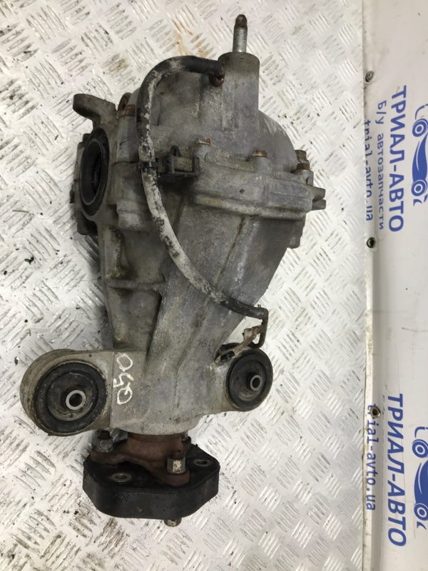 Редуктор задний Q50 2013- V37 2.2 diesel OM651