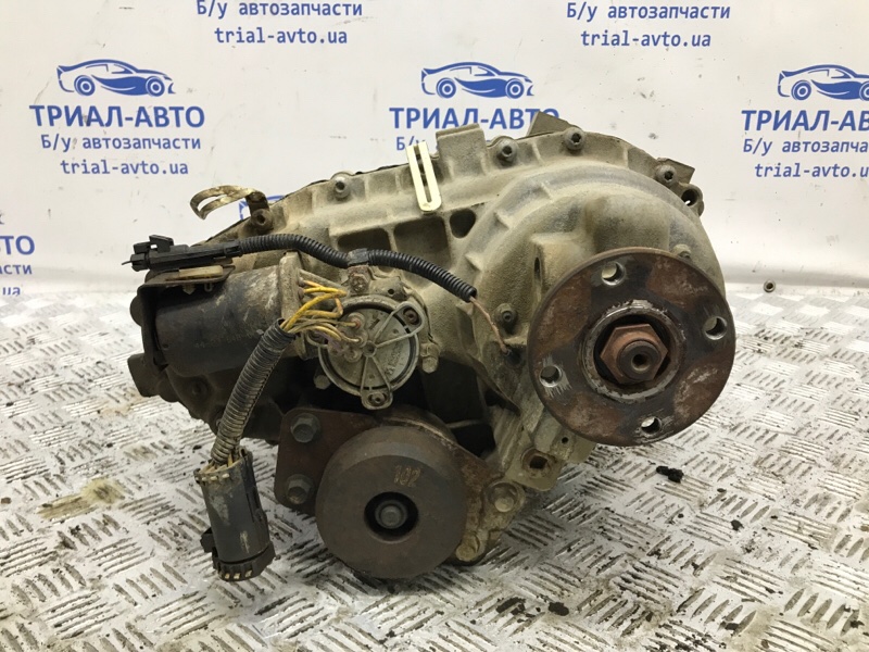 Раздаточная коробка SsangYong Rexton 2006-2012 Y250 2.7 D27DT 3200008013 Б/У