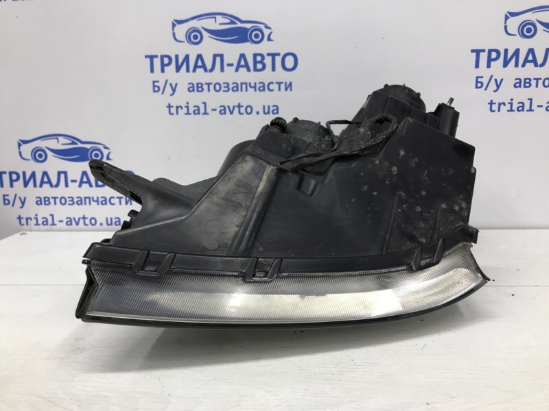 Фара правая галоген Rexton 2006-2012 Y250 2.7 D27DT