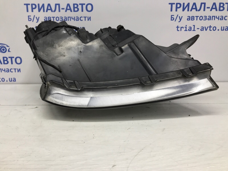 Фара левая галоген Rexton 2006-2012 Y250 2.7 D27DT