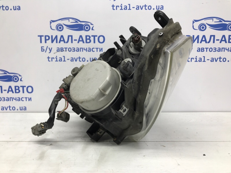 Фара правая Ксенон Pathfinder 2004-2014 R51 2.5 Diesel YD25DDTI