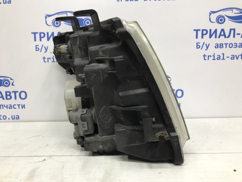 Фара левая Ксенон Pathfinder 2004-2014 R51 2.5 Diesel YD25DDTI