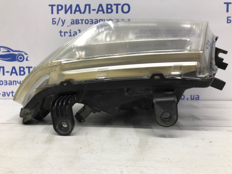 Фара левая Ксенон Pathfinder 2004-2014 R51 2.5 Diesel YD25DDTI