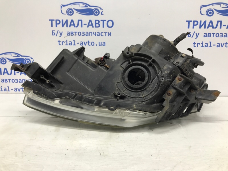 Фара правая Ксенон Pajero Wagon 2006-2022 4 3.2 Дизель 4M41