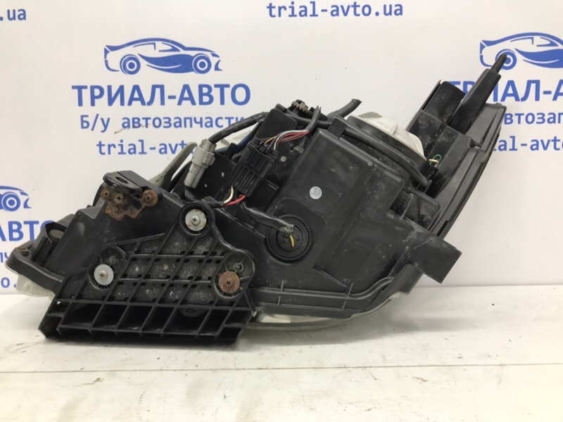 Фара правая галоген Q50 2013- V37 2.2 diesel OM651