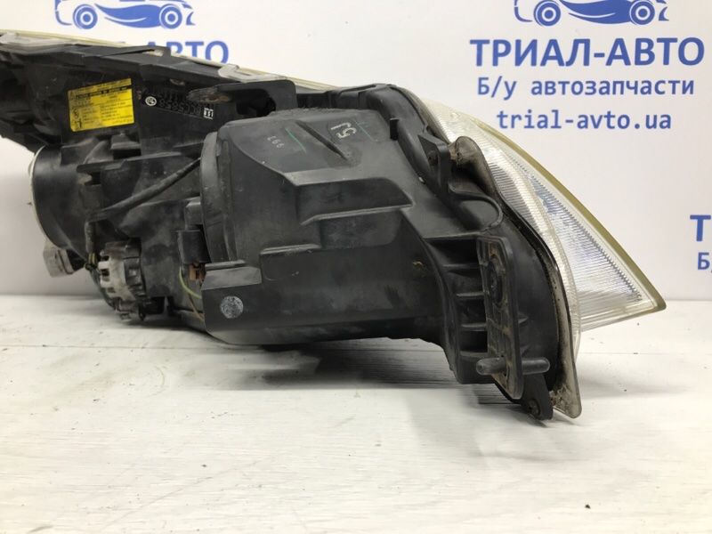 Фара левая Ксенон Outback 2009-2014 BR 2.5 бензин Ej253