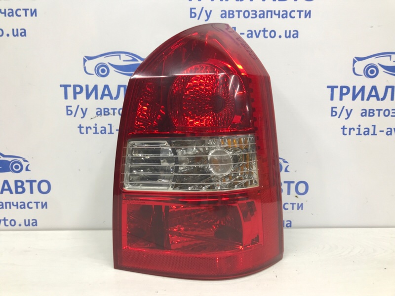 Фонарь задний внешний правый Hyundai Tucson 2004-2009 JM 2.0 diesel D4EA 924022E010 Б/У