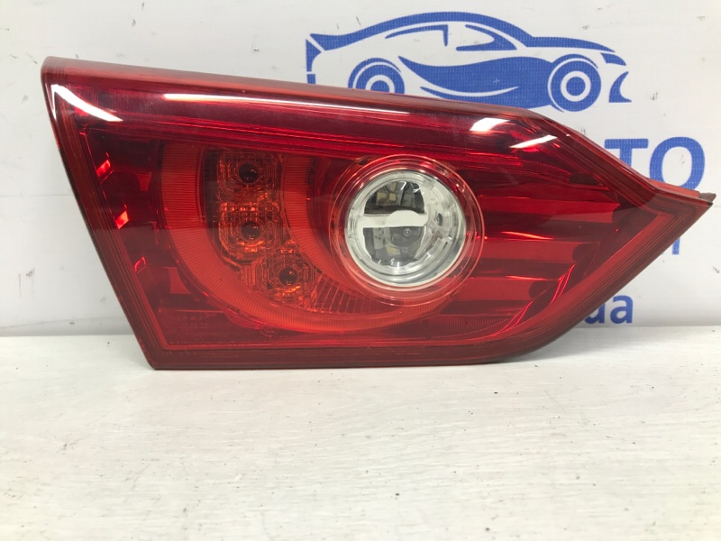 Фонарь задний внутренний левый Infiniti Q50 2013- V37 2.2 diesel OM651 265554GN1B Б/У