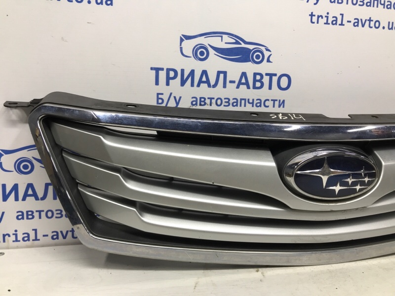 Решетка радиатора Outback 2009-2014 BR 2.5 бензин Ej253