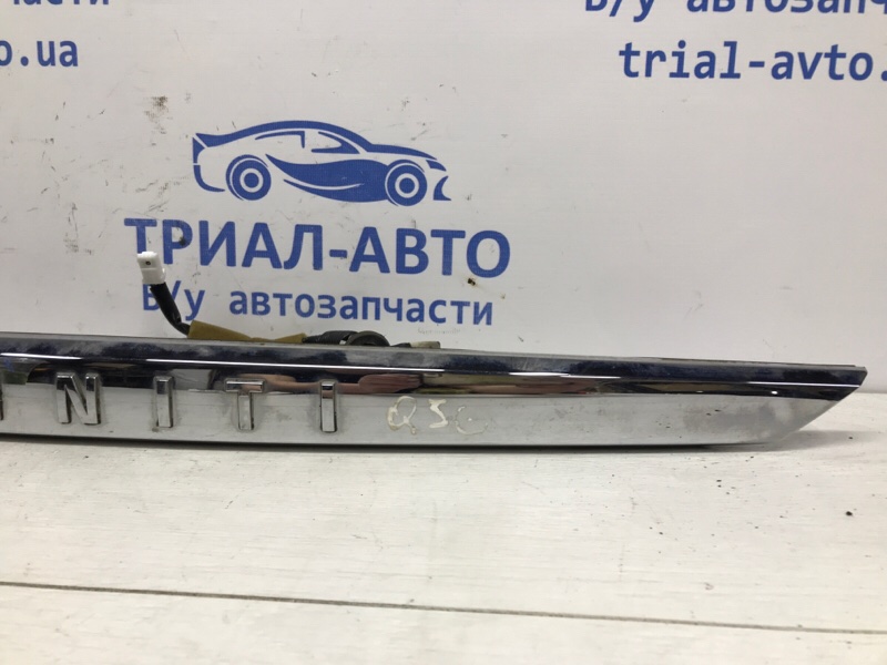 Накладка крышки багажника Infiniti Q50 V37 2.2 diesel OM651