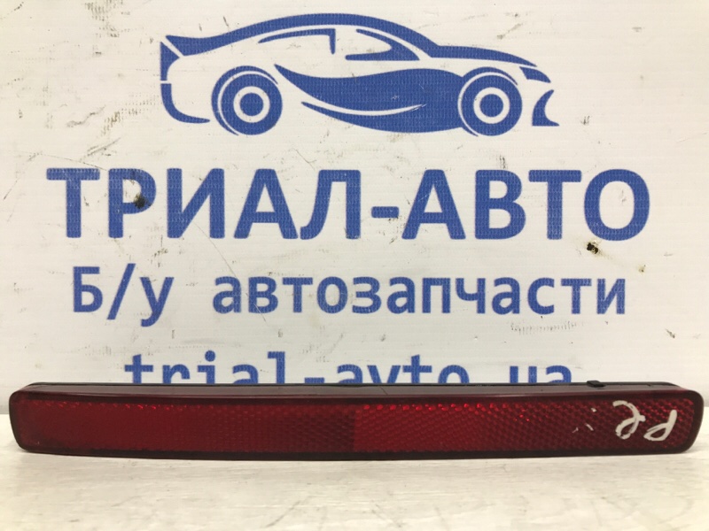Катафот левый SsangYong Rexton 2006-2012 Y250 2.7 D27DT 8390108B00 Б/У