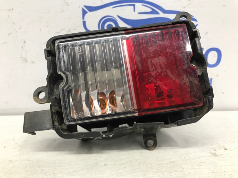Катафот правый Mitsubishi Pajero Wagon 2006-2022 4 3.2 Дизель 4M41 8331A060 Б/У