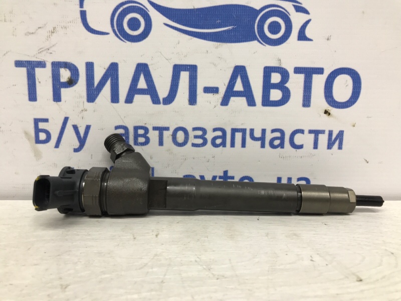 Форсунка топливная Nissan X-Trail 2014-2021 T32 1.6 diesel R9M 1660000Q2D Б/У