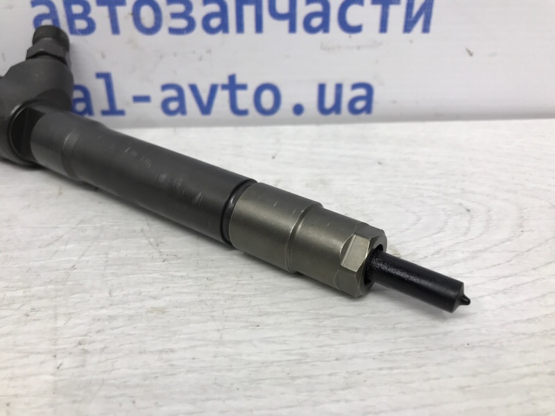 Форсунка топливная X-Trail 2014-2021 T32 1.6 diesel R9M